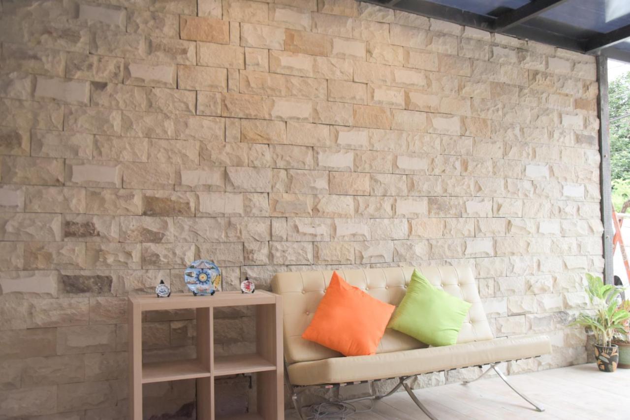 Reddoorz Plus Syariah Near Manggarai Station 3 Otel Cakarta Dış mekan fotoğraf