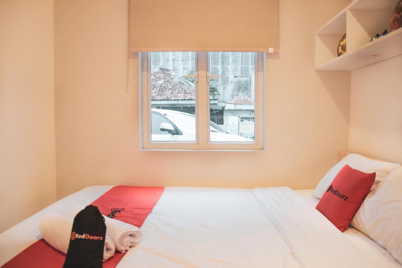 Reddoorz Plus Syariah Near Manggarai Station 3 Otel Cakarta Dış mekan fotoğraf