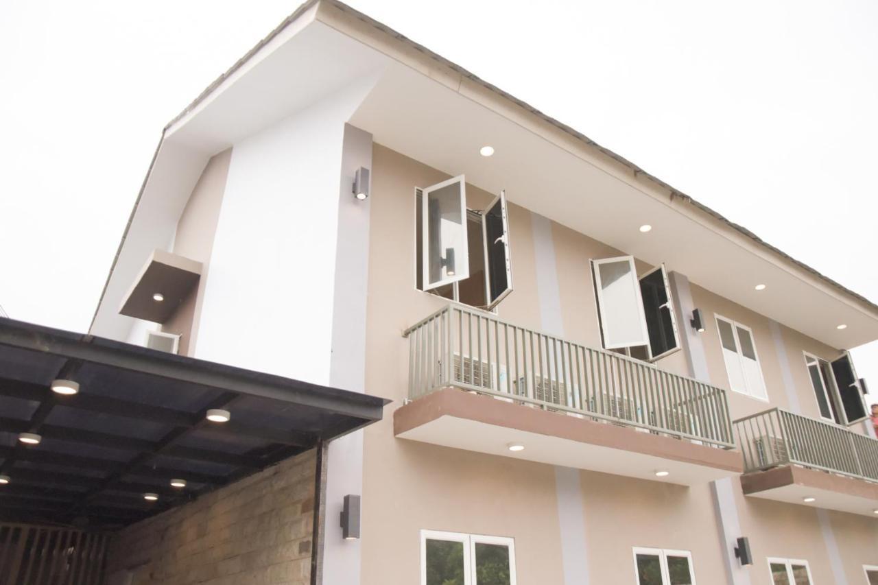 Reddoorz Plus Syariah Near Manggarai Station 3 Otel Cakarta Dış mekan fotoğraf