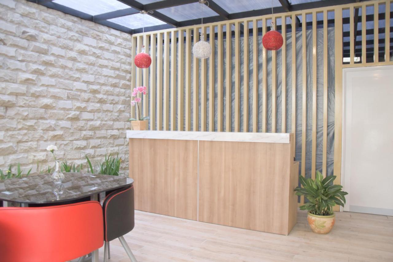 Reddoorz Plus Syariah Near Manggarai Station 3 Otel Cakarta Dış mekan fotoğraf